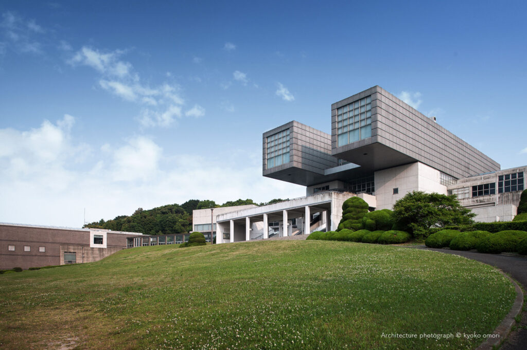 北九州市立美術館